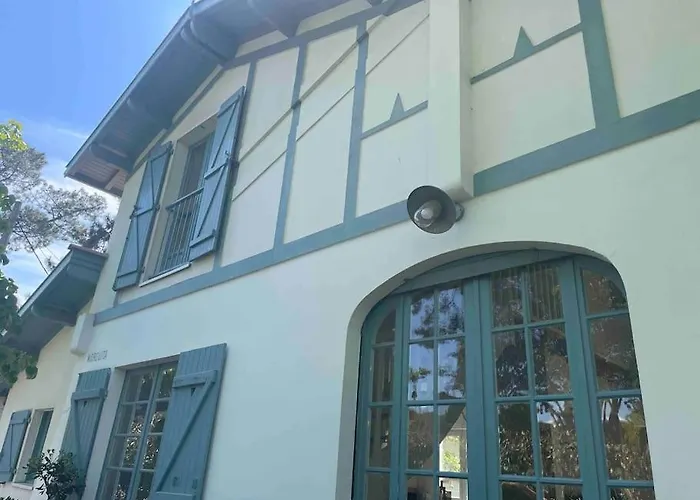 Charmante Maison Aux Abatilles-piscine-8 Pers